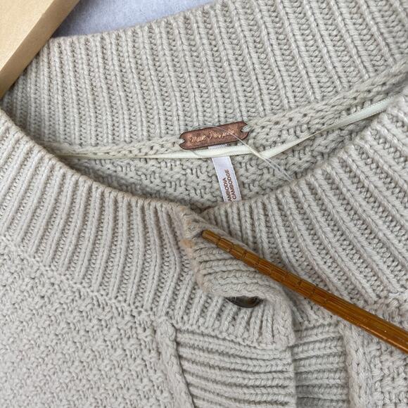 FREE PEOPLE Cardigan Womens XS Lila Cardi Cropped Button Front Sweater Beige NEW - Picture 12 of 15